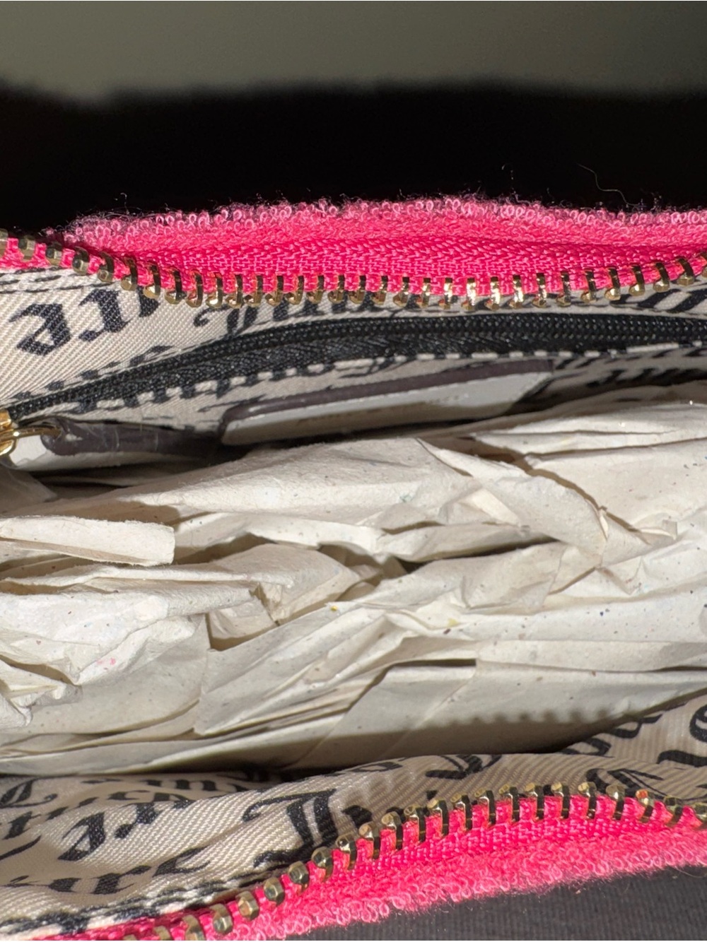 Juicy Couture Hot Pink Embroidered Chain-Handle Shoulder Bag - Picture 4 of 5